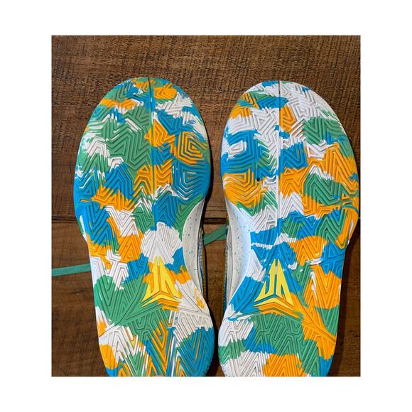 Kids Nike Blue Greeb Orange Ja 1 Water Bottle Sneakers Basketball Size 7Y - Picture 11 of 13